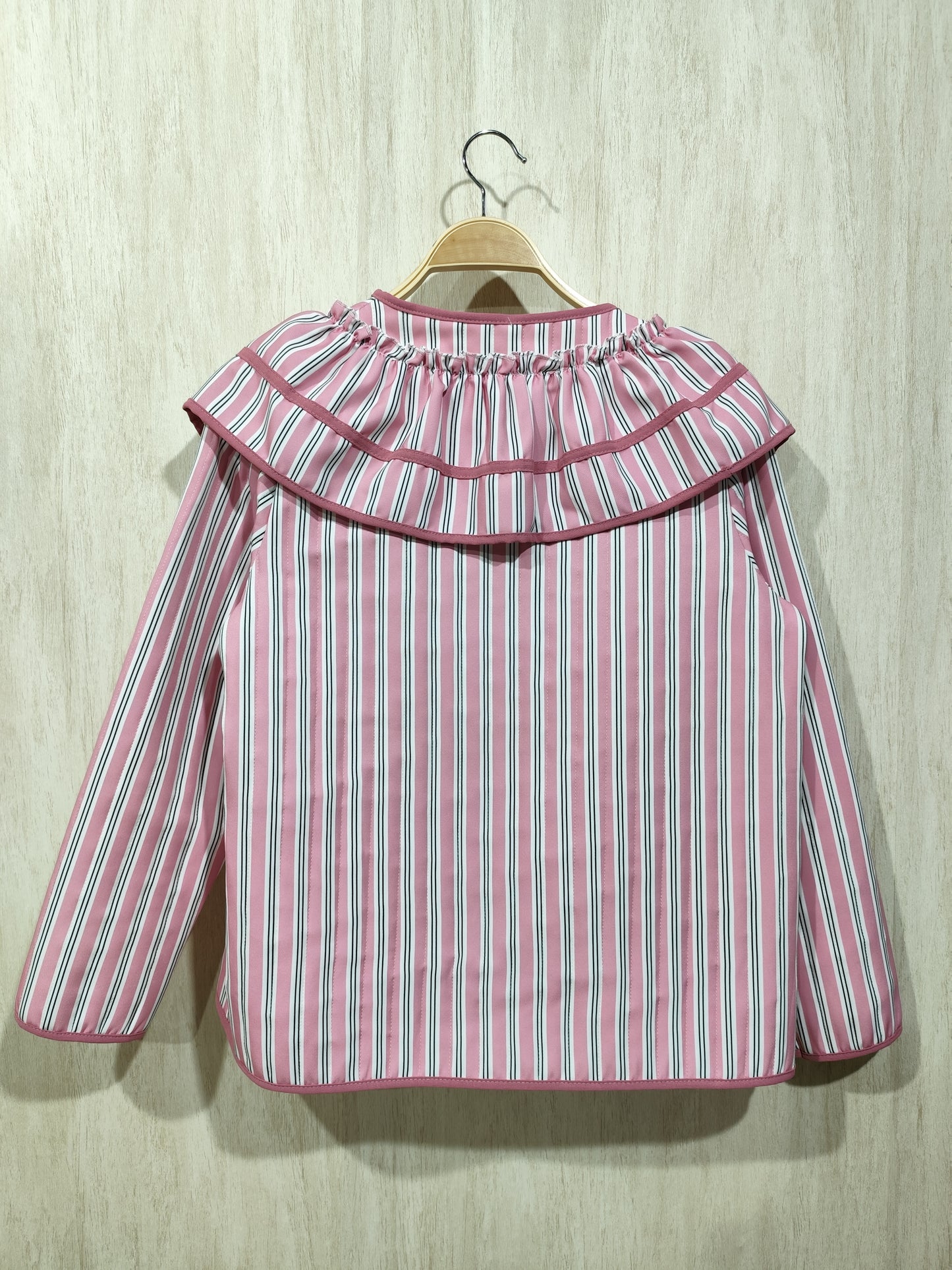 CHAQUETA RAYAS