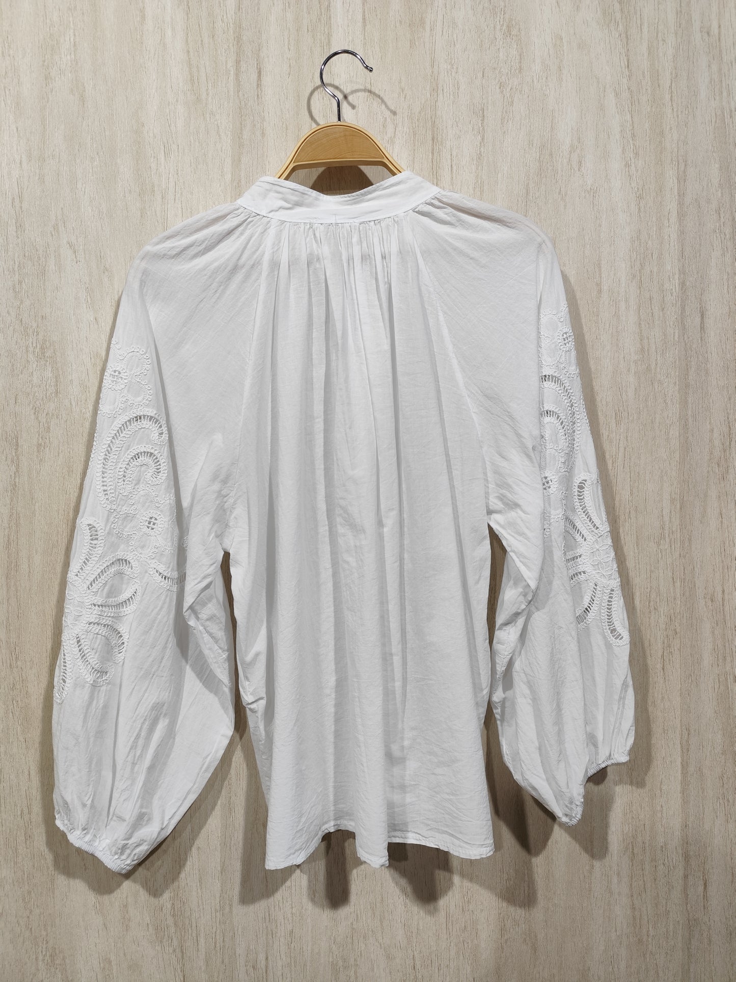 BLUSA