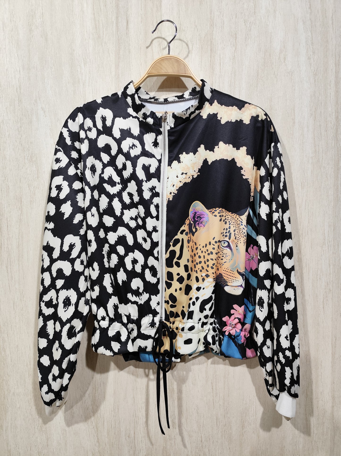 CHAQUETA ESTAMPADA