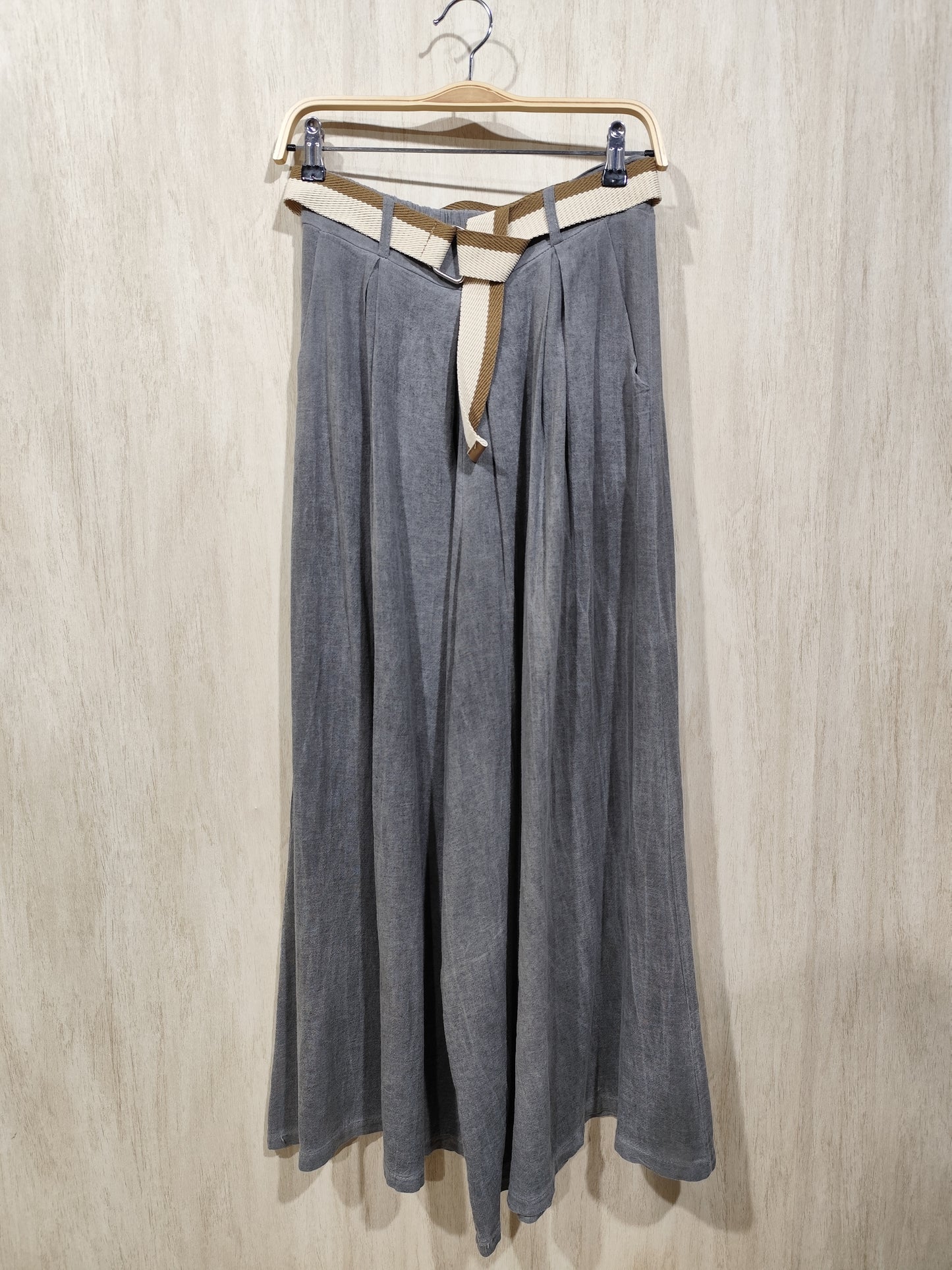 PANTALÓN ANCHO